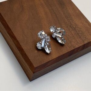 Olive + Piper White Gold Plated Cute Dazzling Crystal Flower Earrings